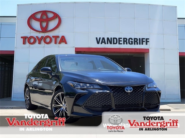 2022 Toyota Avalon Hybrid Sedan 