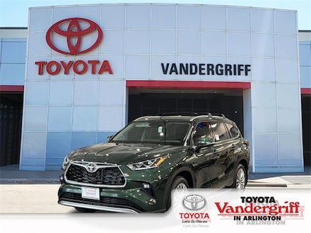 2025 Toyota Highlander Platinum SUV