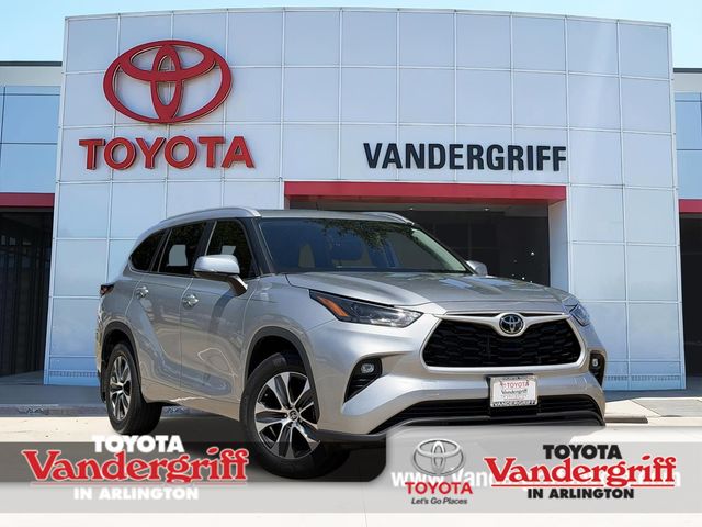 2024 Toyota Highlander SUV 