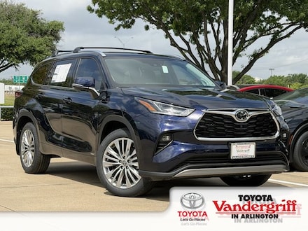 2026 Toyota Highlander Hybrid Platinum SUV