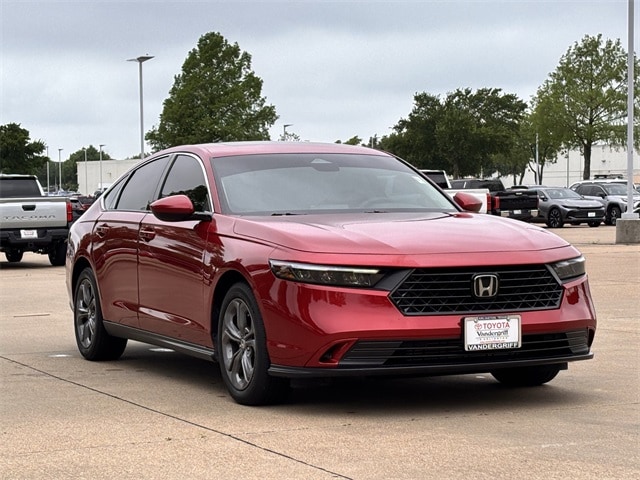 Used 2023 Honda Accord EX with VIN 1HGCY1F39PA061057 for sale in Arlington, TX