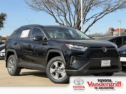2025 Toyota RAV4 XLE SUV
