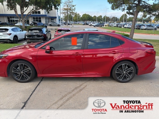 2025 Toyota Camry Sedan 
