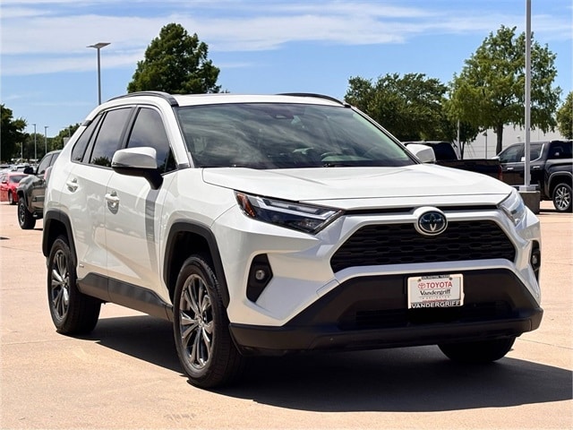 Certified 2022 Toyota RAV4 XLE Premium with VIN JTMB6RFV0ND530368 for sale in Arlington, TX