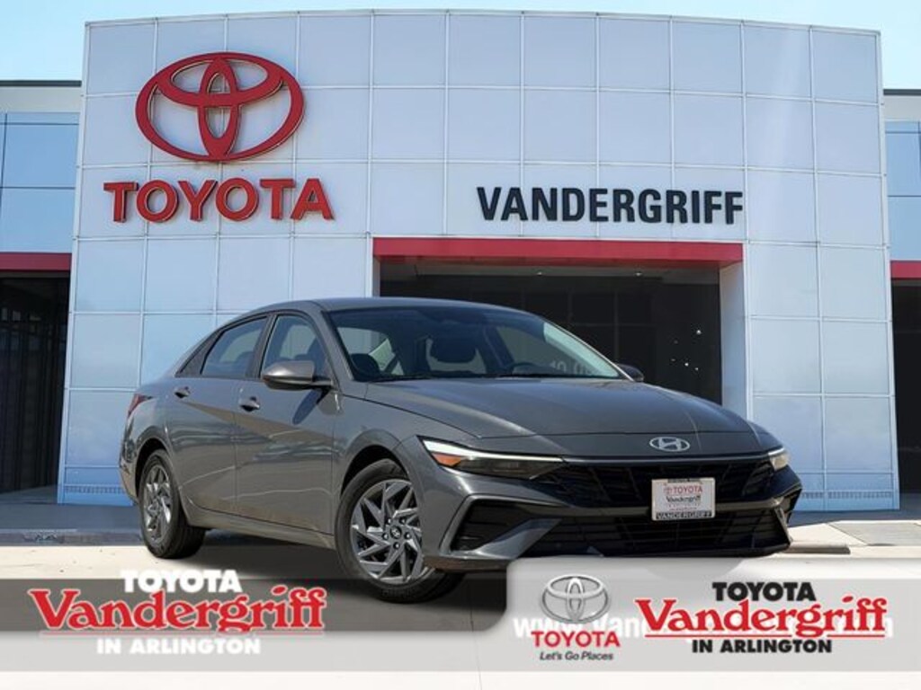 Used 2024 Hyundai Elantra SEL Sedan