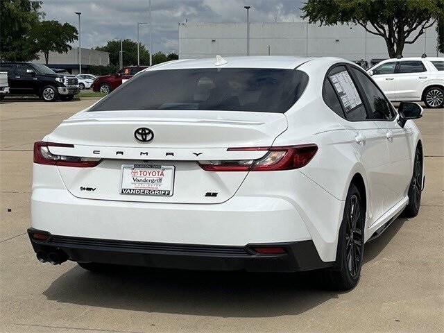 2026 Toyota Camry SE photo 2