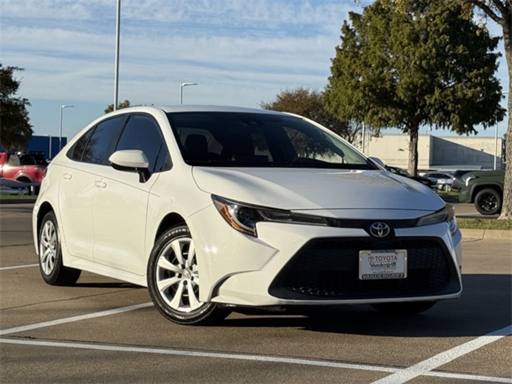Certified 2021 Toyota Corolla LE Sedan