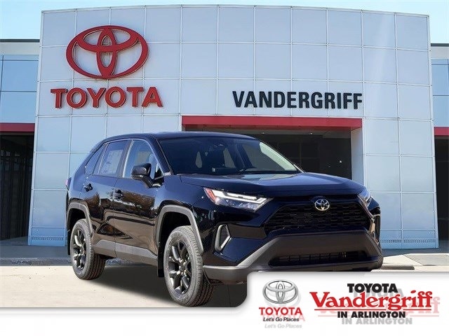 2025 Toyota RAV4 LE's photo