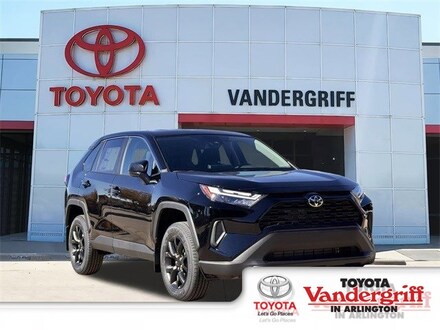 2025 Toyota RAV4 LE SUV