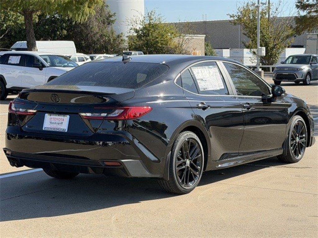 New 2026 Toyota Camry SE Sedan