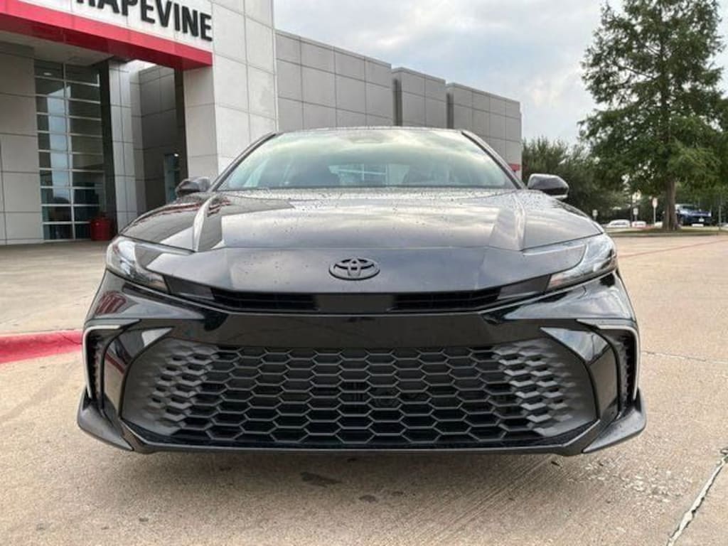 New 2026 Toyota Camry SE Sedan