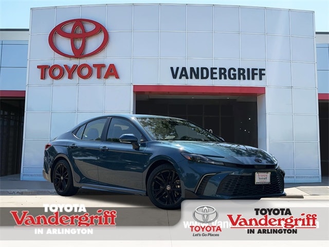 2025 Toyota Camry Sedan 