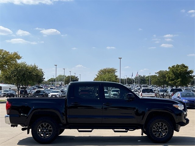 2023 Toyota Tacoma SR5 photo 3