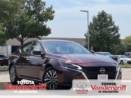 2025 Nissan Altima 2.5 SV Sedan