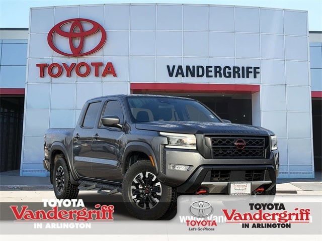 2023 Nissan Frontier PRO-4X's photo