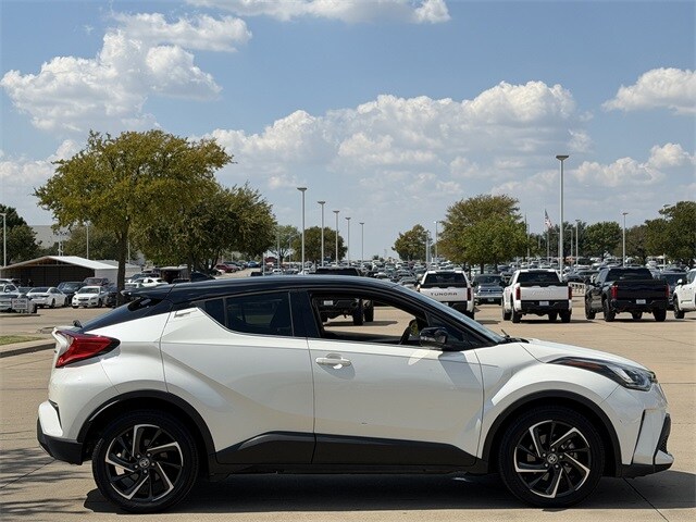 2021 Toyota C-HR Limited photo 3