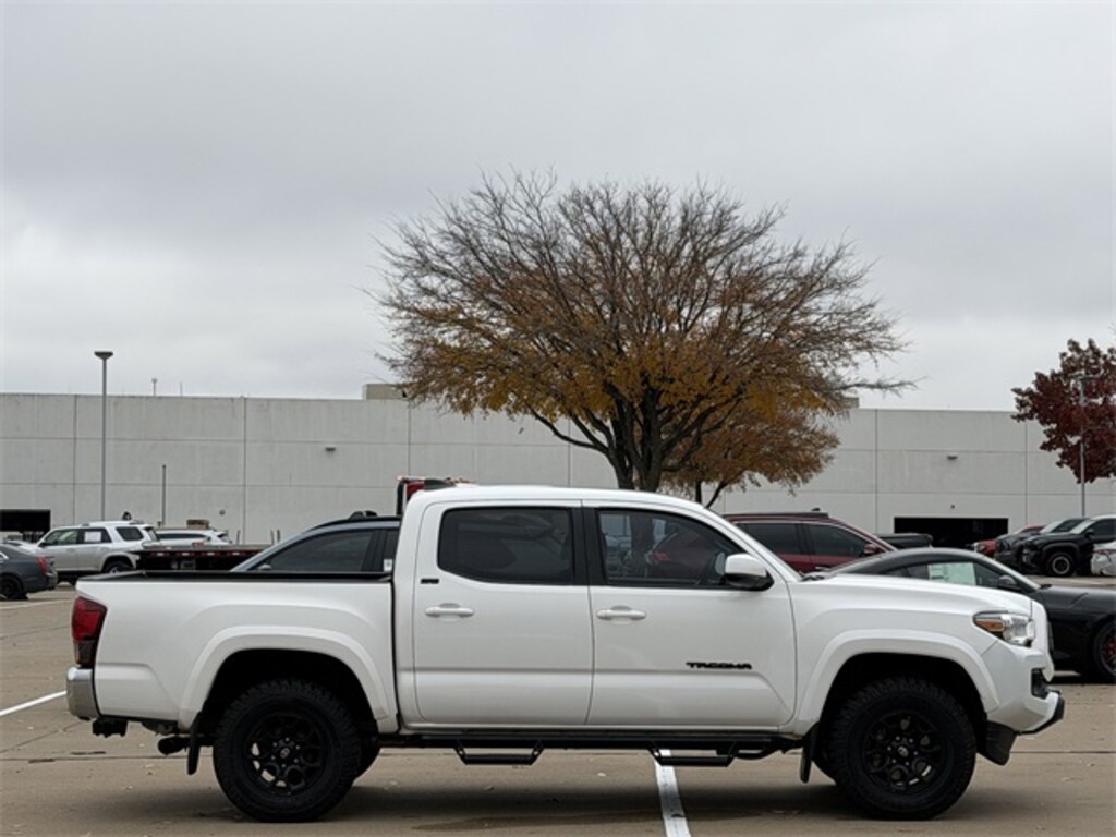 Used 2022 Toyota Tacoma SR5 Truck Double Cab