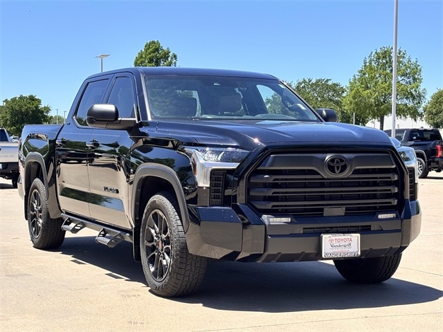 Used 2025 Toyota Tundra SR5 with VIN 5TFLA5AB7SX042134 for sale in Arlington, TX