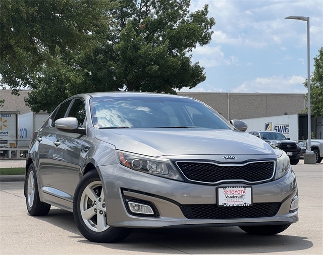 Used 2015 Kia Optima LX with VIN 5XXGM4A72FG448656 for sale in Irving, TX