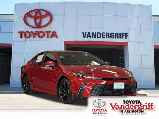 2026 Toyota Camry SE's photo