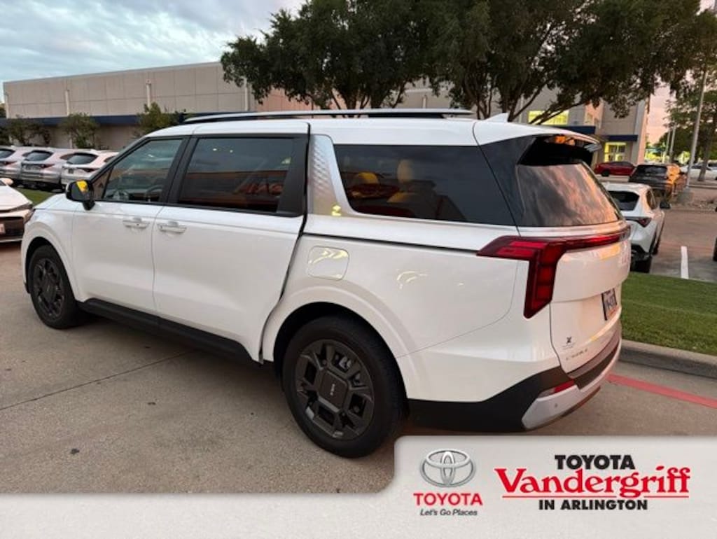 2026 Kia Carnival Hybrid