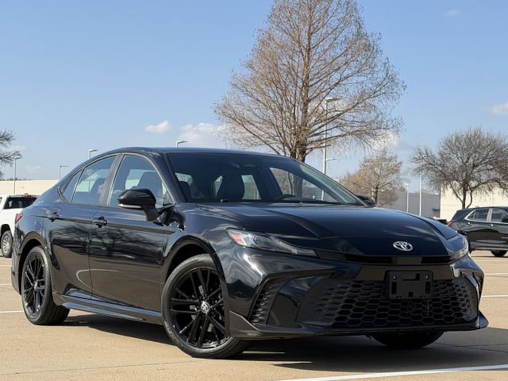 Certified 2025 Toyota Camry SE Sedan