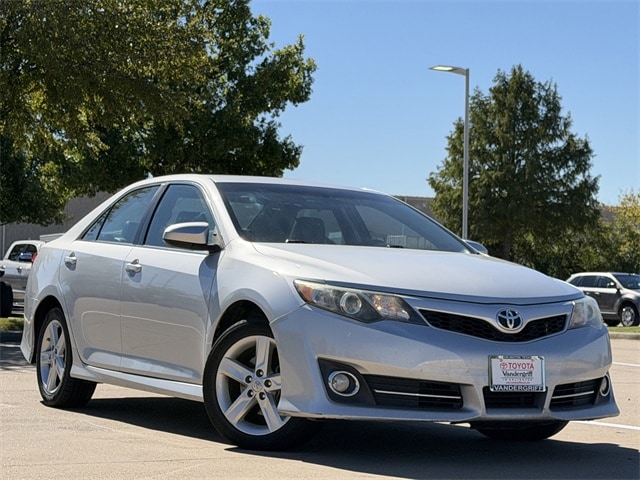 Used 2014 Toyota Camry L with VIN 4T1BF1FK0EU367028 for sale in Arlington, TX