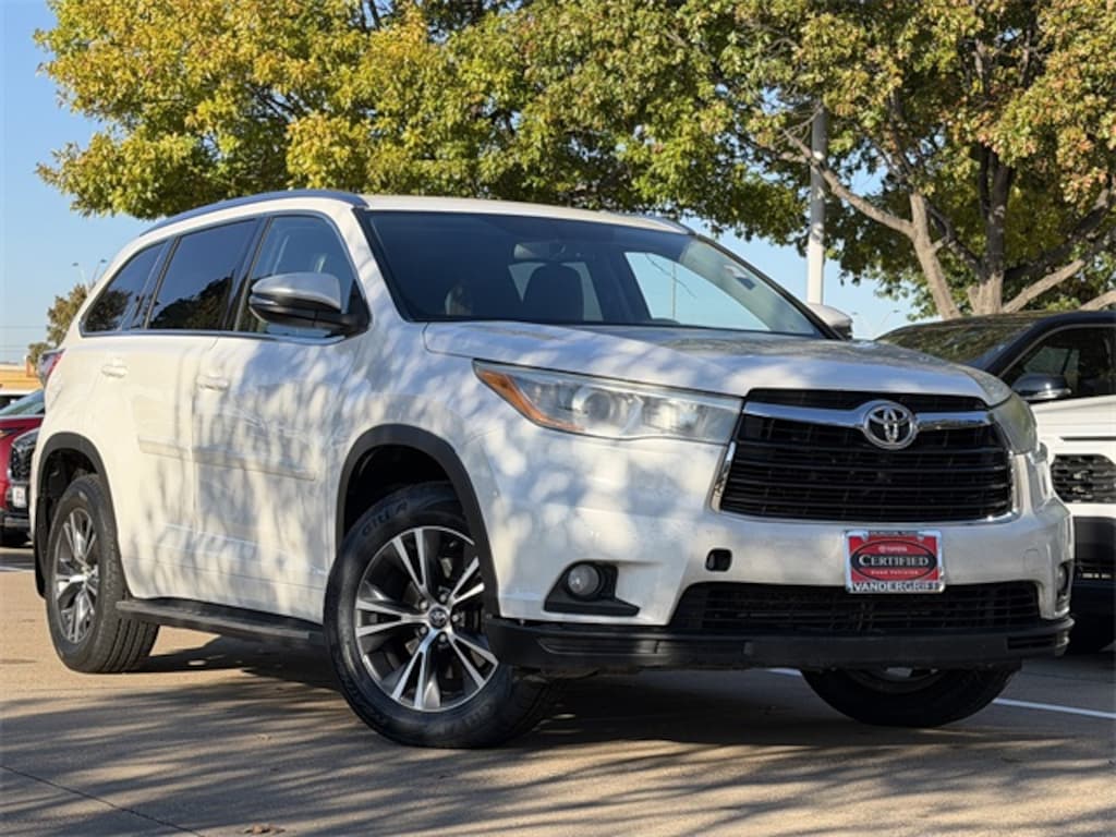 Certified 2016 Toyota Highlander XLE V6 SUV