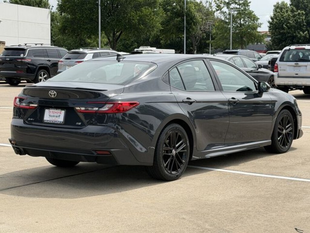 Used 2025 Toyota Camry SE Sedan