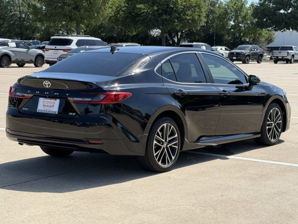 Used 2025 Toyota Camry XLE Sedan