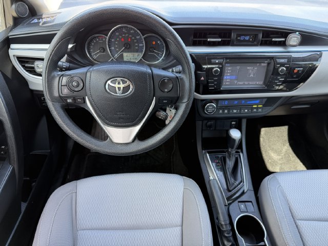 2016 Toyota Corolla LE - Photo 11