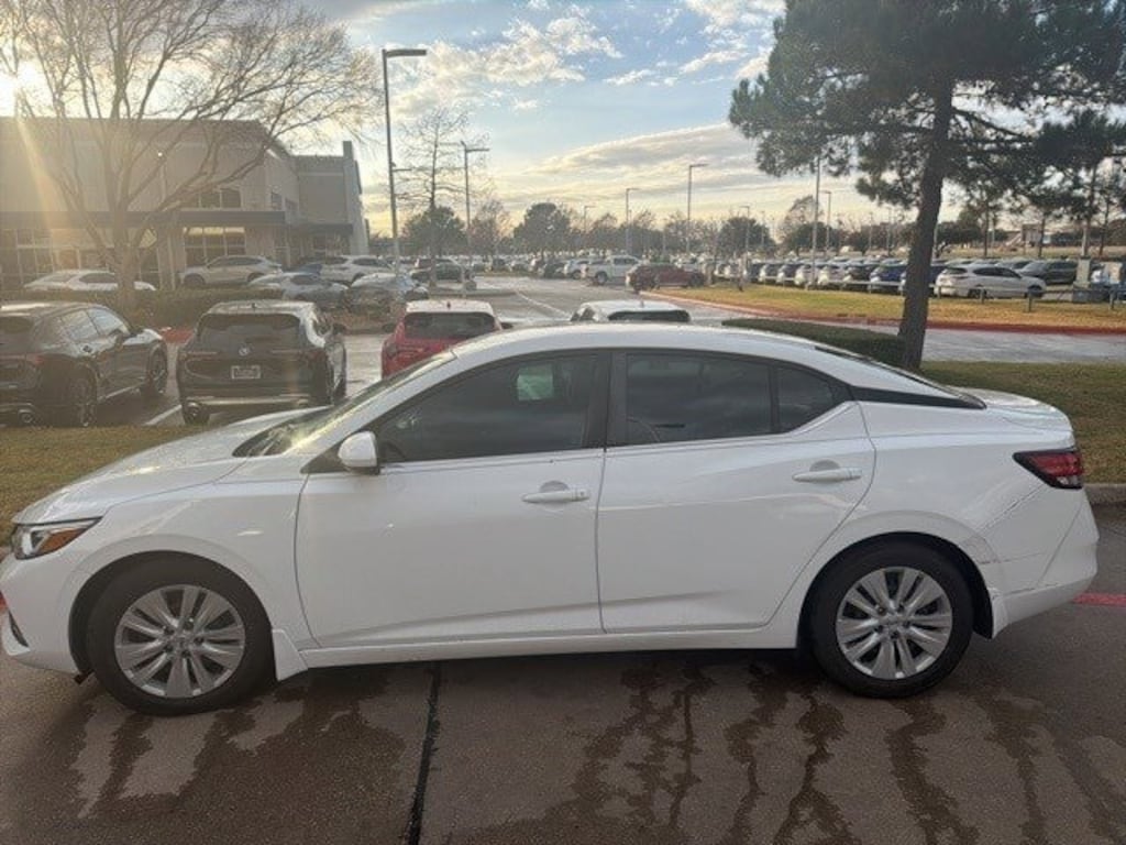 Used 2021 Nissan Sentra S Sedan
