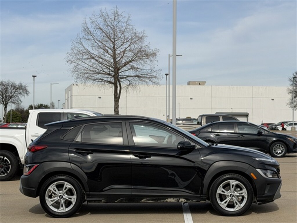 Used 2023 Hyundai Kona SEL SUV