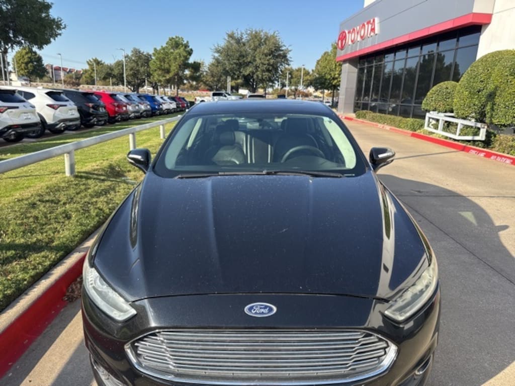 Used 2015 Ford Fusion SE Sedan