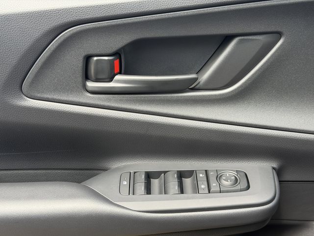 2026 Toyota Prius Plug-in Hybrid SE - Photo 22
