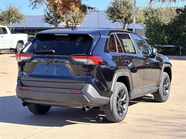 2025 Toyota RAV4 LE photo 2