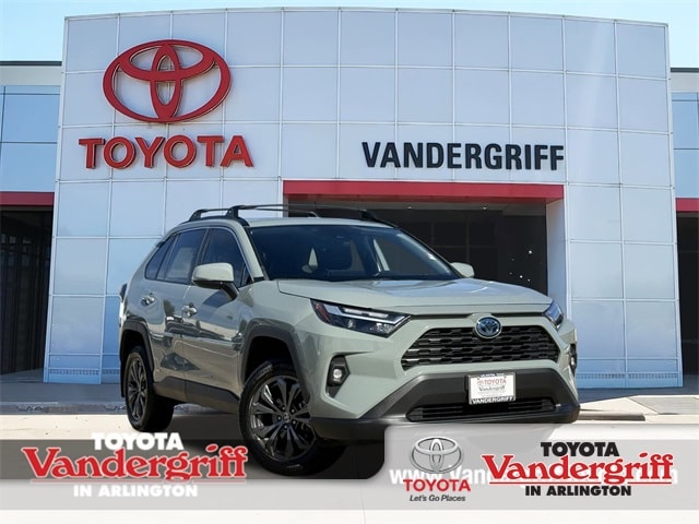 2023 Toyota RAV4 XLE Premium's photo