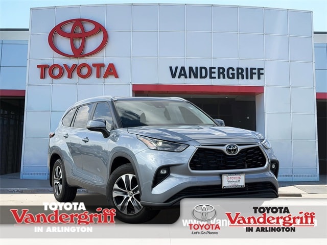 2024 Toyota Highlander XLE