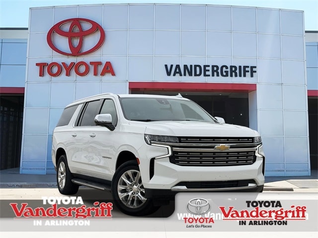 2023 Chevrolet Suburban Premier's photo