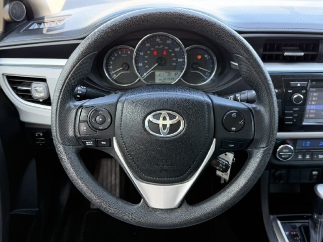 2016 Toyota Corolla LE - Photo 12