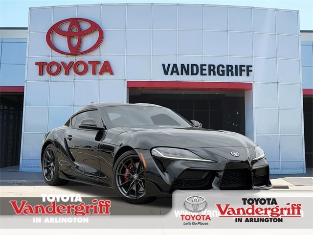 2023 Toyota Supra Premium's photo