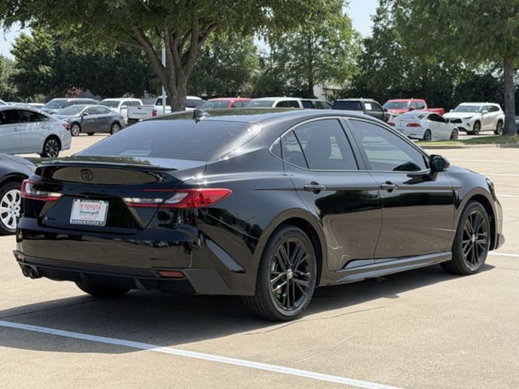 Used 2026 Toyota Camry SE Sedan