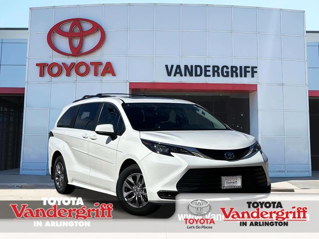 2024 Toyota Sienna Van Passenger Van 