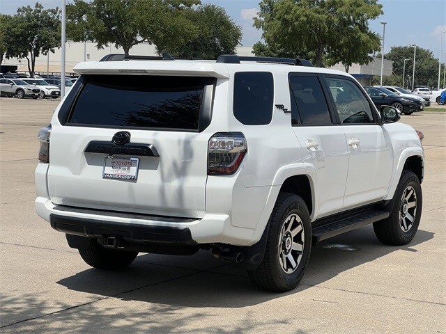 2023 Toyota 4Runner TRD Off-Road Premium photo 4