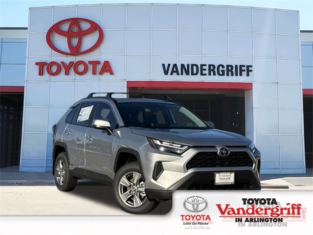 2025 Toyota RAV4 XLE's photo