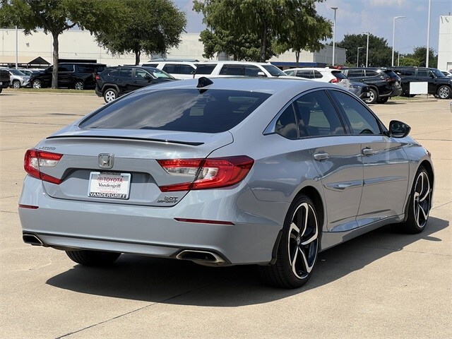 2021 Honda Accord Sport 2.0T photo 2