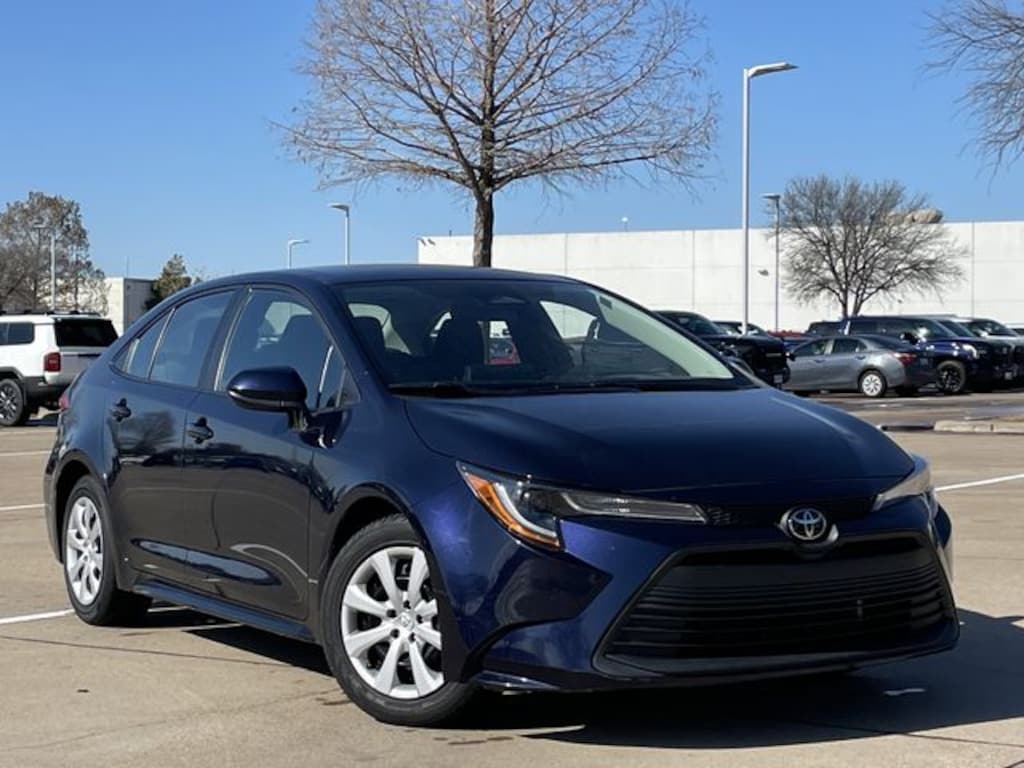 Used 2024 Toyota Corolla LE Sedan