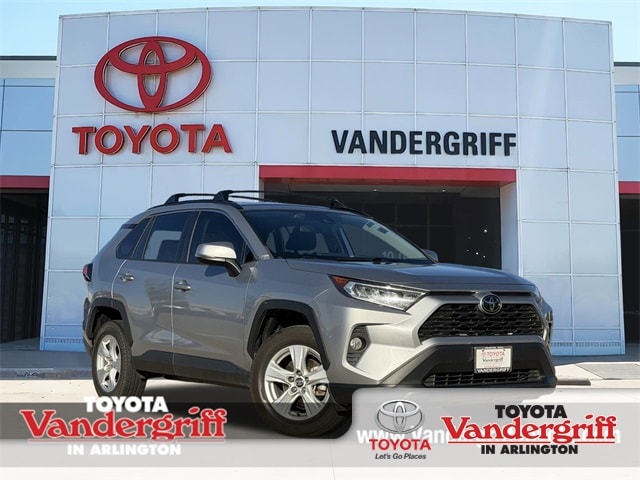 2020 Toyota RAV4 XLE