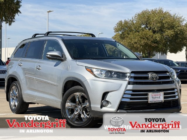 Used 2018 Toyota Highlander Limited Platinum SUV Arlington