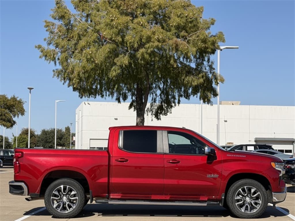 Used 2022 Chevrolet Silverado 1500 LT Truck Crew Cab